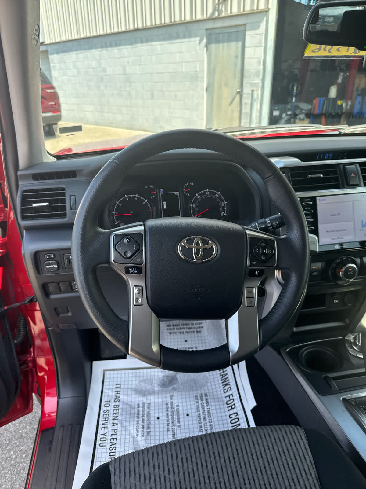 2024 Toyota 4Runner SR5 photo 16