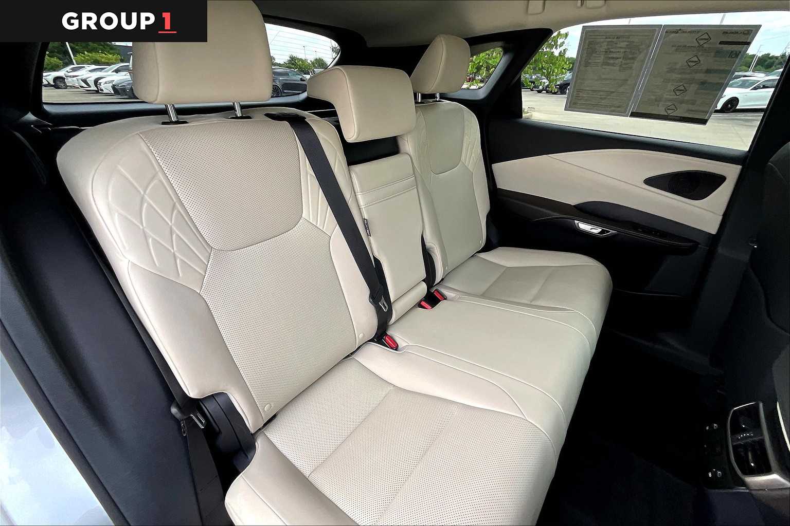 2024 Lexus RX 350 photo 17
