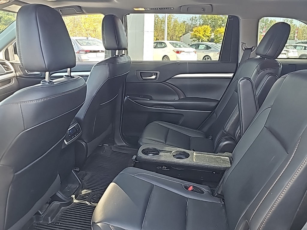 2019 Toyota Highlander XLE photo 4
