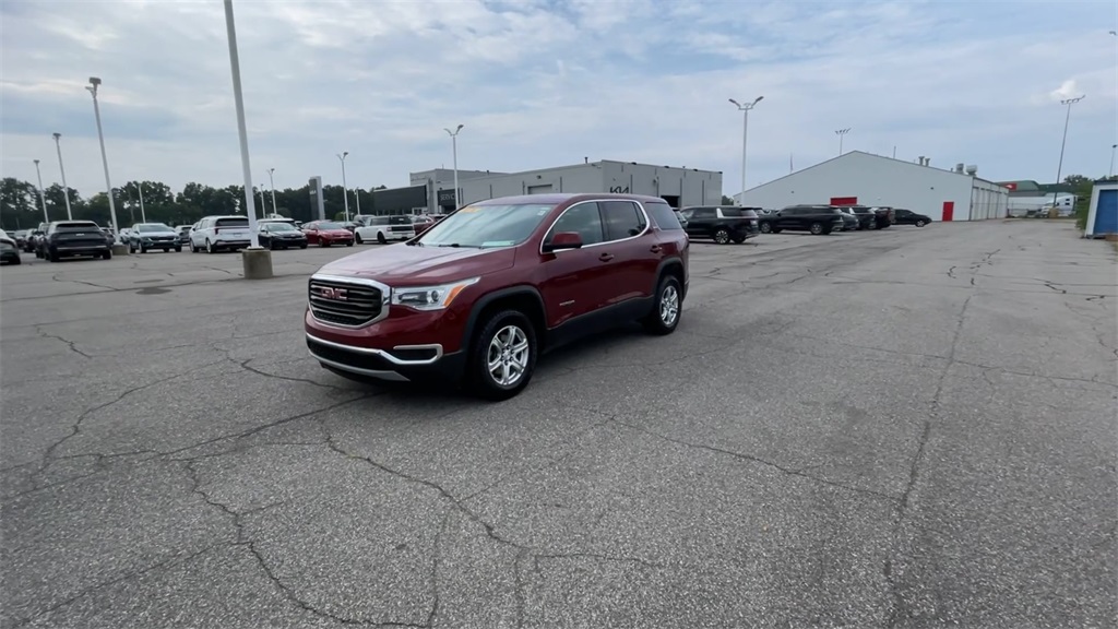 2017 Gmc Acadia SLE photo 3