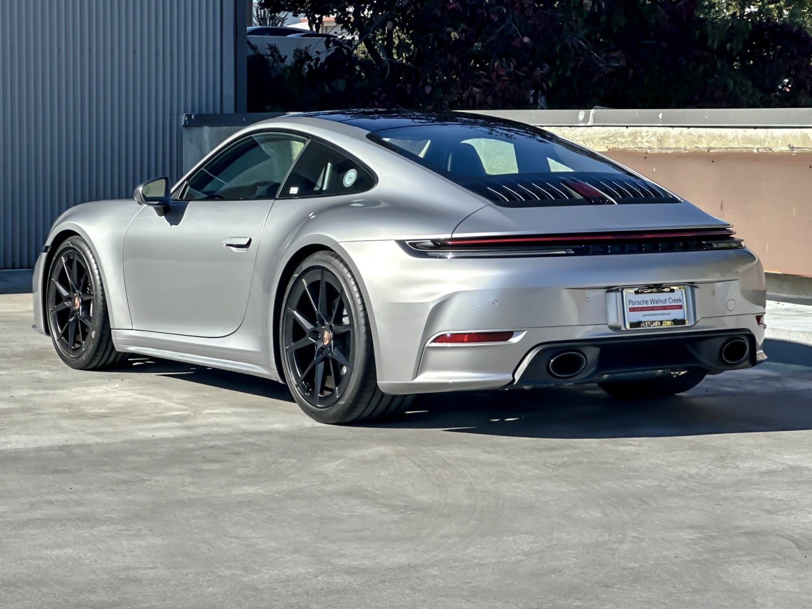 2026 Porsche 911 T photo 4