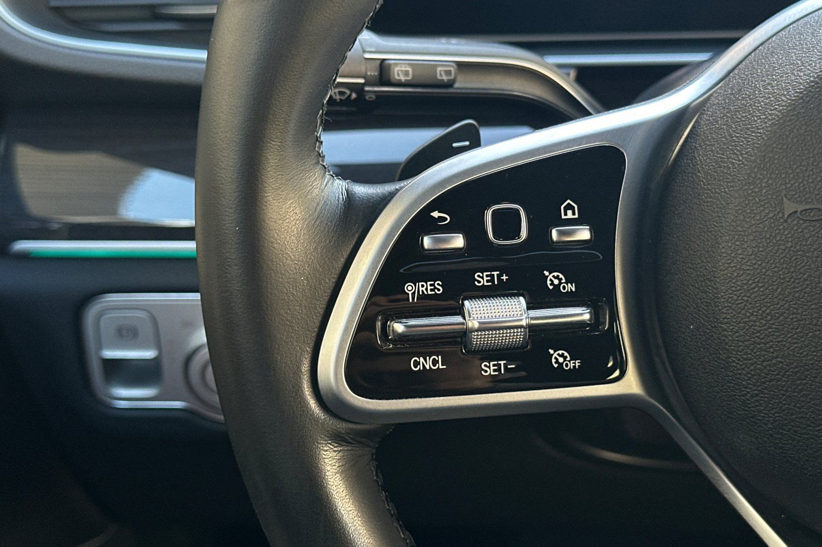 2023 Mercedes Benz GLE 350 photo 23