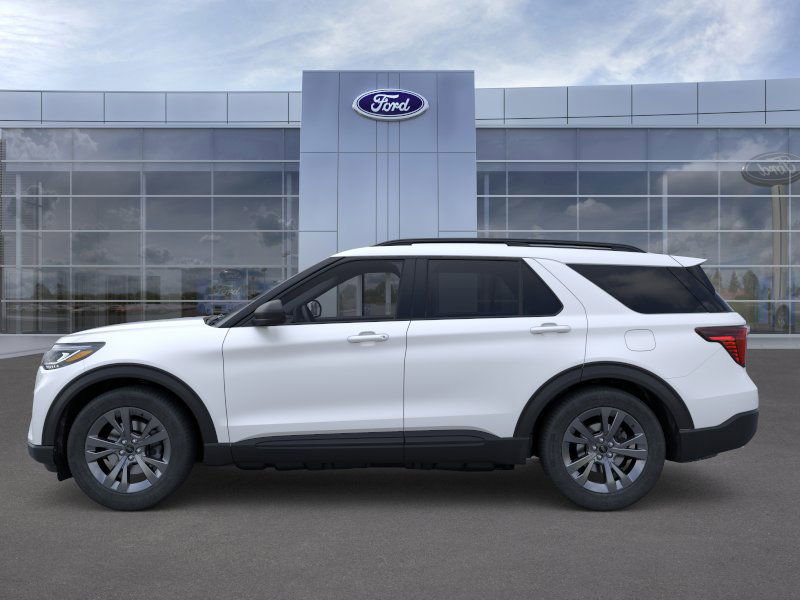 2026 Ford Explorer photo 3