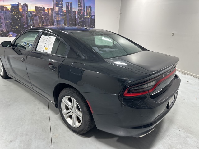 2019 Dodge Charger SXT photo 6