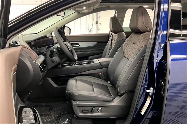 2025 Nissan Murano Platinum photo 8