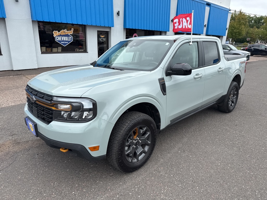 2024 Ford Maverick Lariat Tremor photo 2