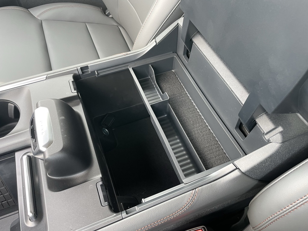 2025 Ford Expedition photo 47