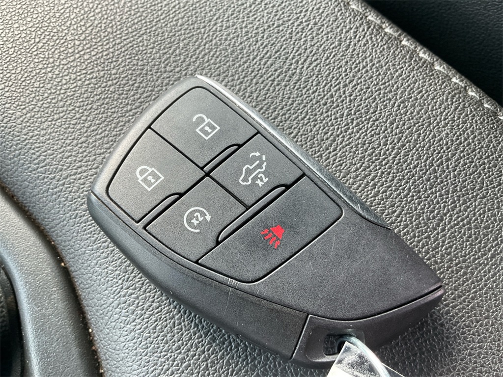 2025 Gmc Sierra 1500 SLT photo 29