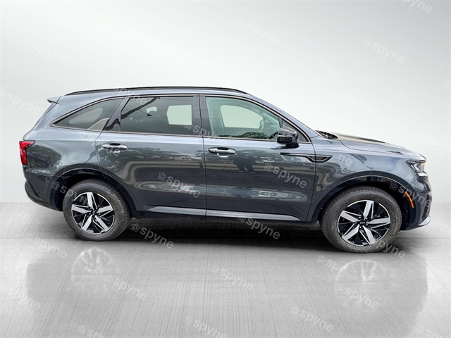 2021 Kia Sorento S photo 3