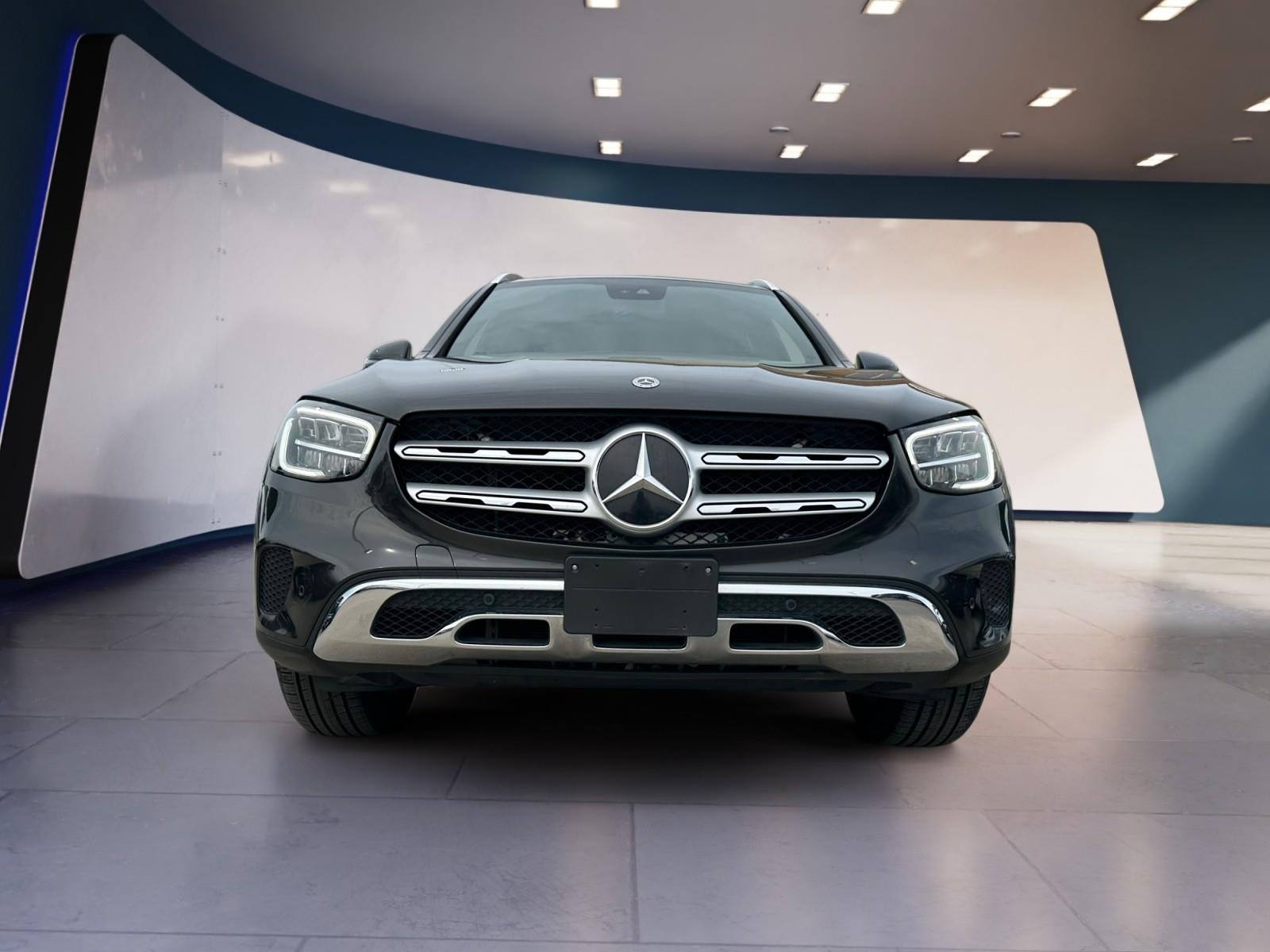2022 Mercedes Benz GLC 300 photo 8