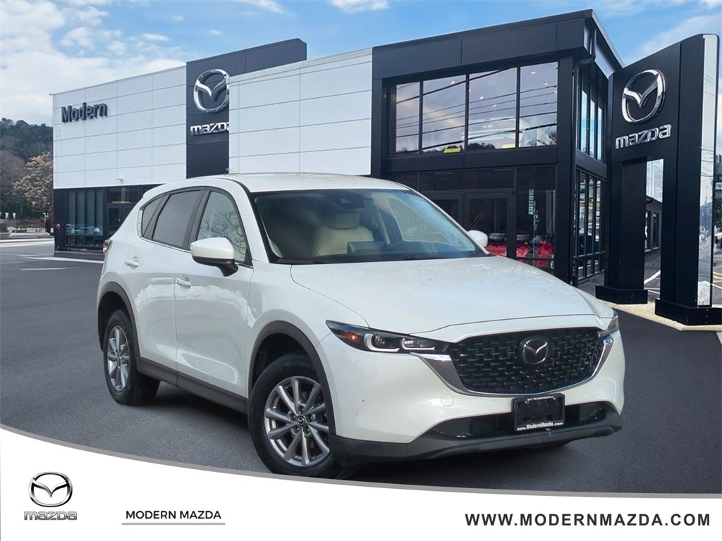 2023 Mazda CX-5 S Select Package's photo