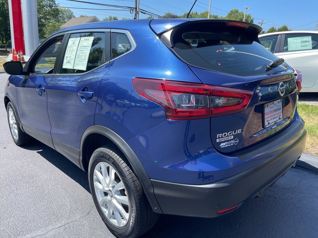 2021 Nissan Rogue Sport S photo 3