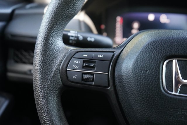 2023 Honda Accord LX photo 16