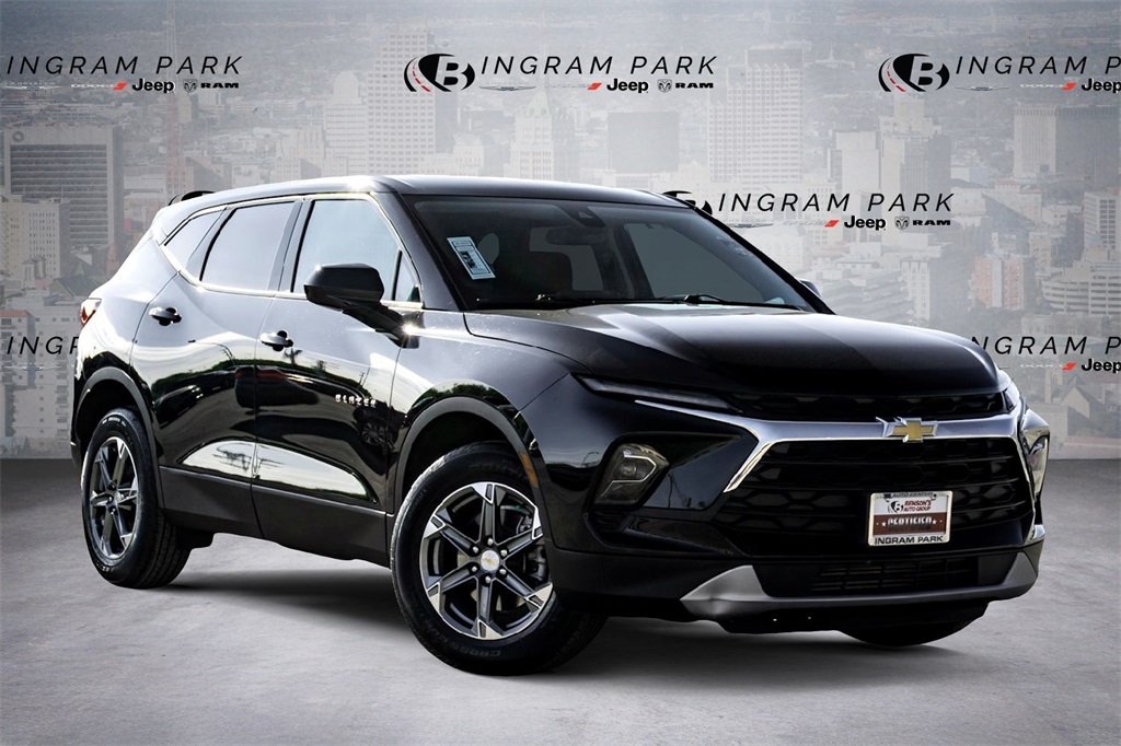2025 Chevrolet Blazer 2LT's photo