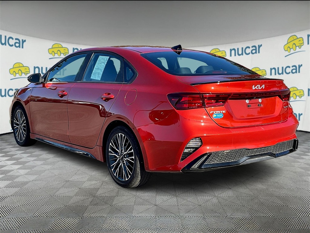 2023 Kia Forte GT-Line photo 4