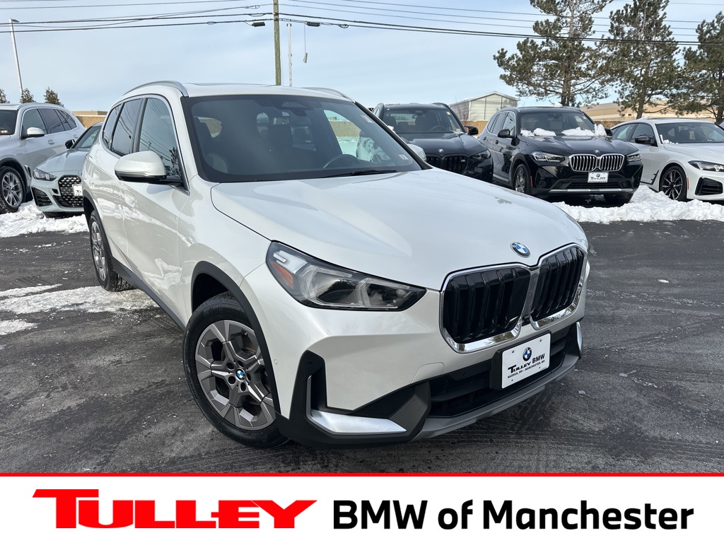 2023 BMW X1 28i's photo