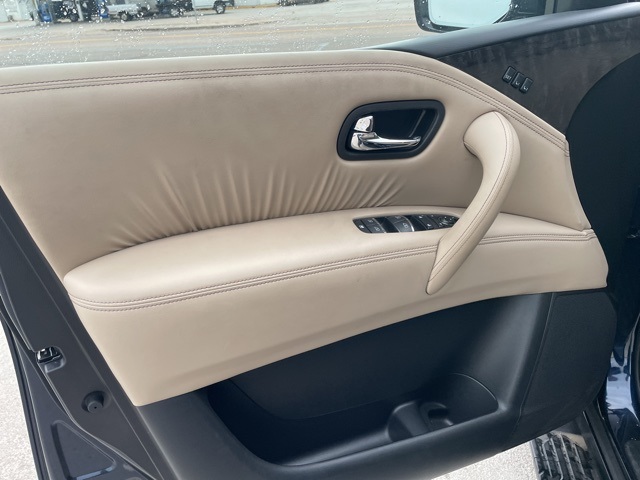 2023 Nissan Armada Platinum photo 12