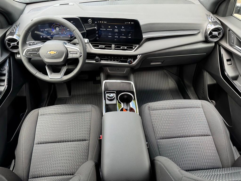 2026 Chevrolet Equinox LT photo 21