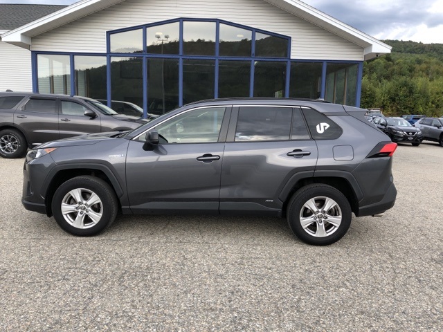 2020 Toyota RAV4 Hybrid LE photo 6