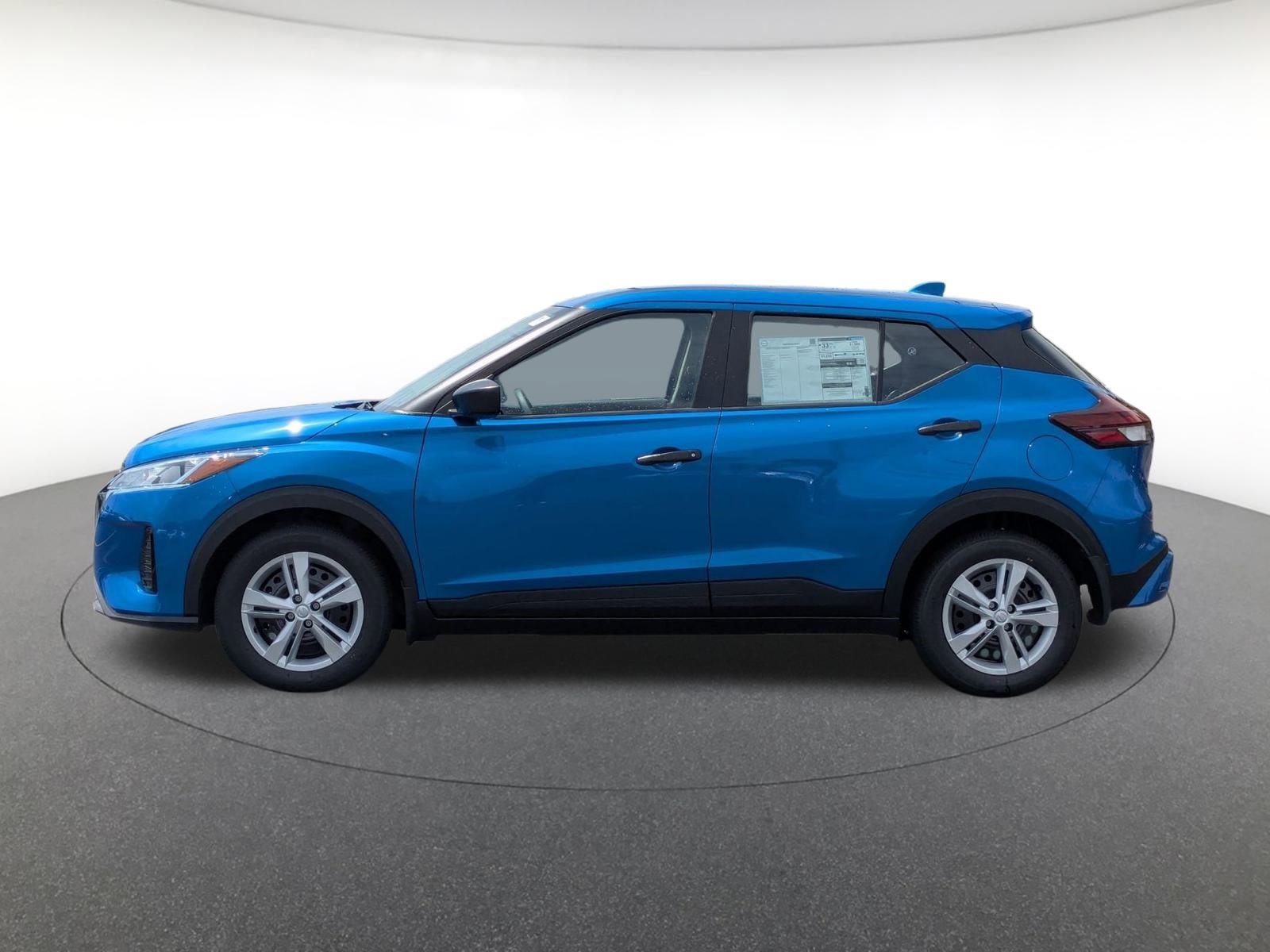 2025 Nissan Kicks Play S photo 8