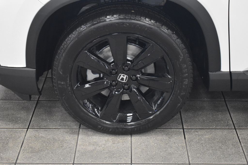 2025 Honda Pilot Black Edition photo 6
