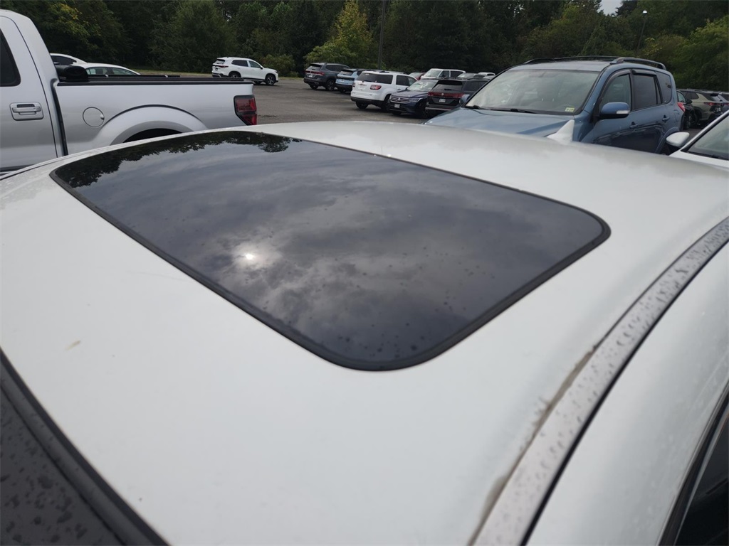 2012 Acura TL Technology photo 2
