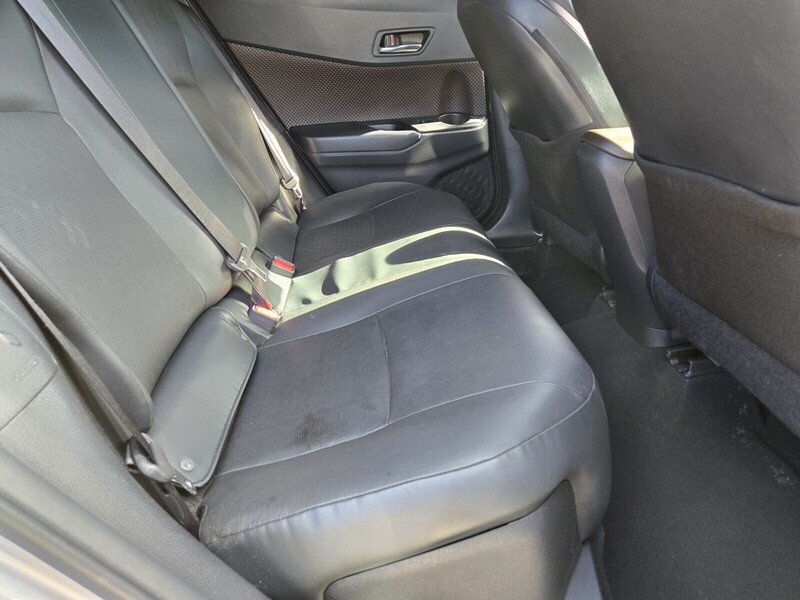 2019 Toyota C-HR Limited photo 13