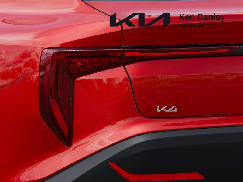2025 Kia K4 LXS photo 9