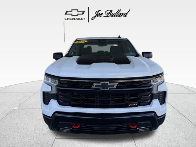 2024 Chevrolet Silverado 1500 LT Trail Boss photo 2