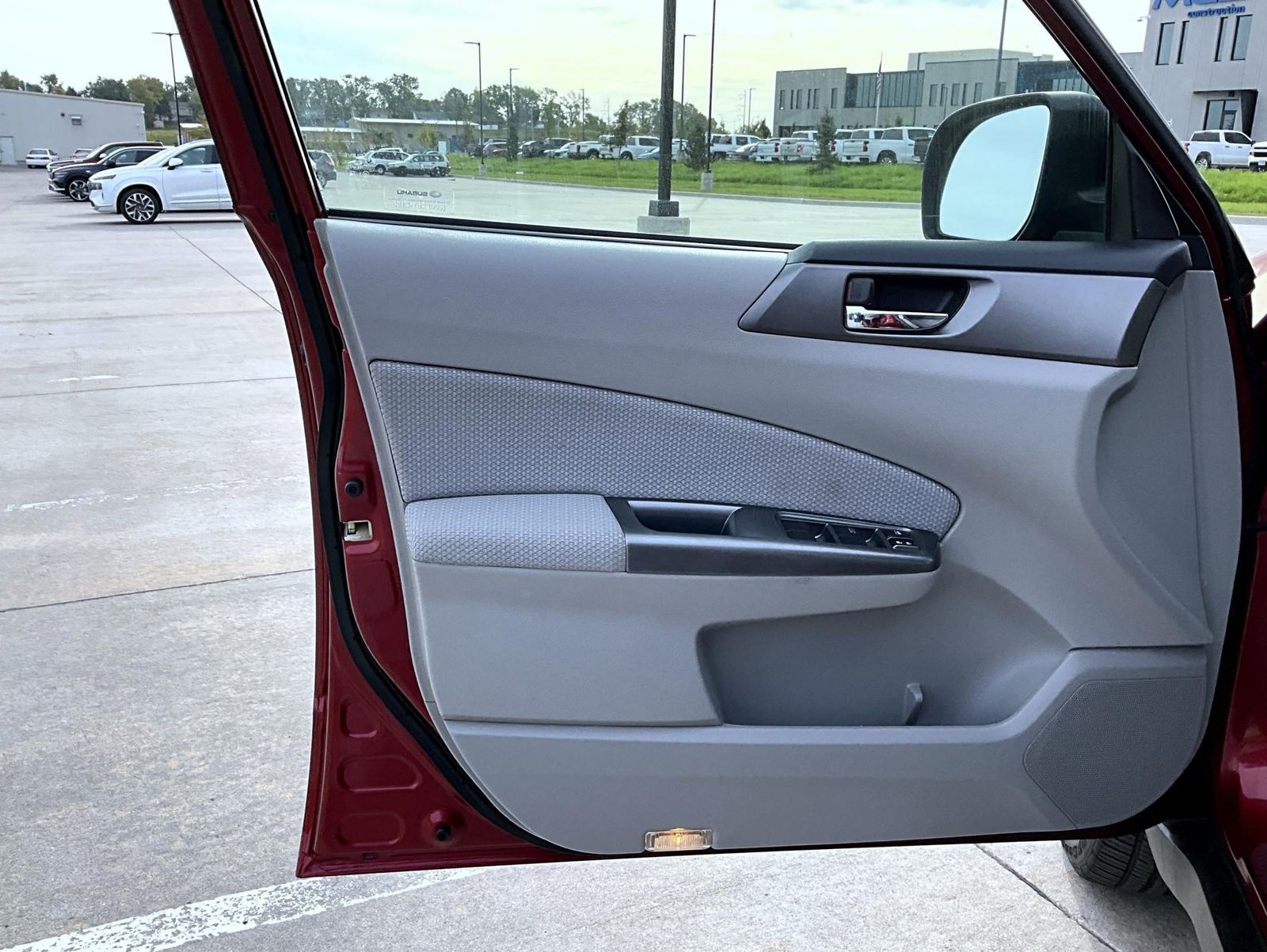 2012 Subaru Forester 2.5X Premium photo 9