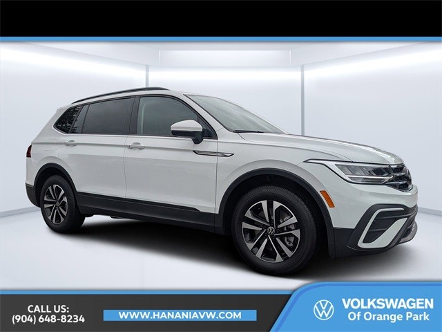2024 Volkswagen Tiguan S's photo