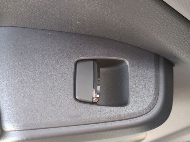2025 Subaru Crosstrek Base photo 21