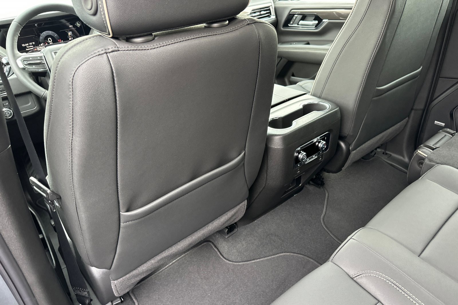 2026 Gmc Yukon photo 9