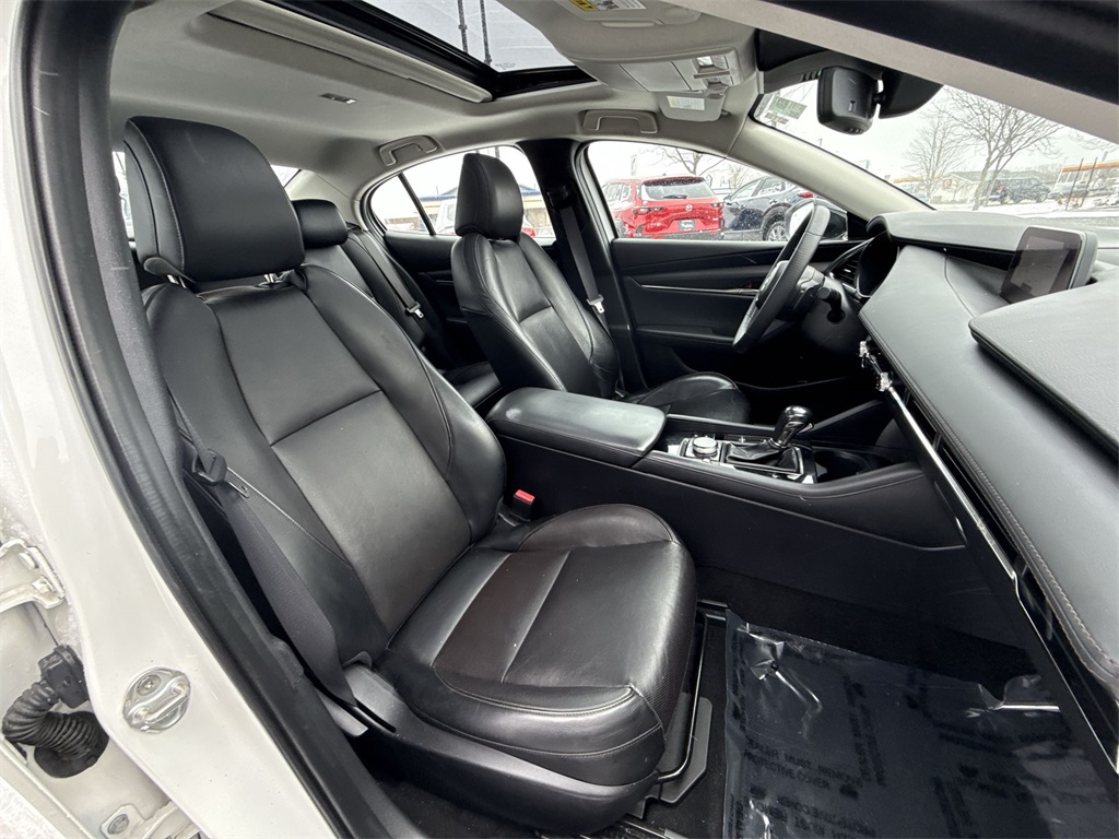 2021 MAZDA MAZDA3 - Image 23
