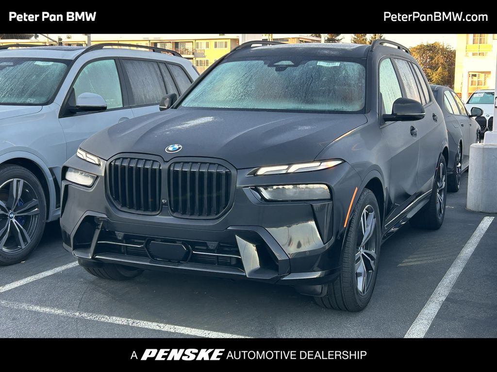 2026 BMW X7 40i's photo