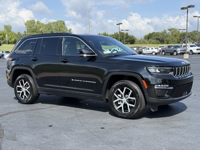 2024 Jeep Grand Cherokee Limited's photo