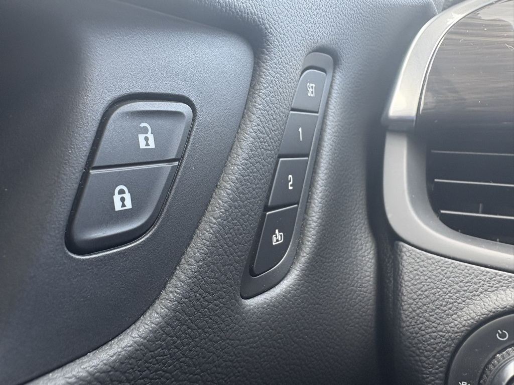 2019 Buick Envision Essence photo 22