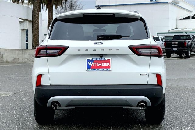 2025 Ford Escape Plug-In Hybrid Base photo 4