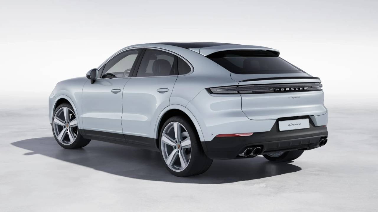 2026 Porsche Cayenne Coupe photo 3