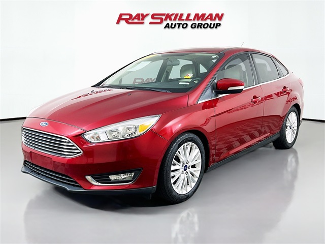 2017 Ford Focus Titanium photo 3