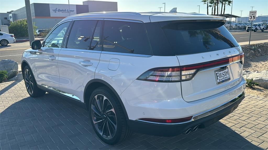 2022 Lincoln Aviator Reserve photo 2