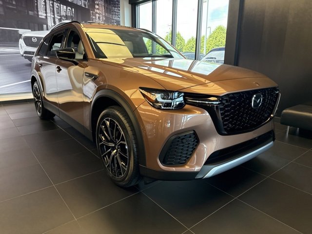 2025 Mazda CX-70 Premium Package's photo