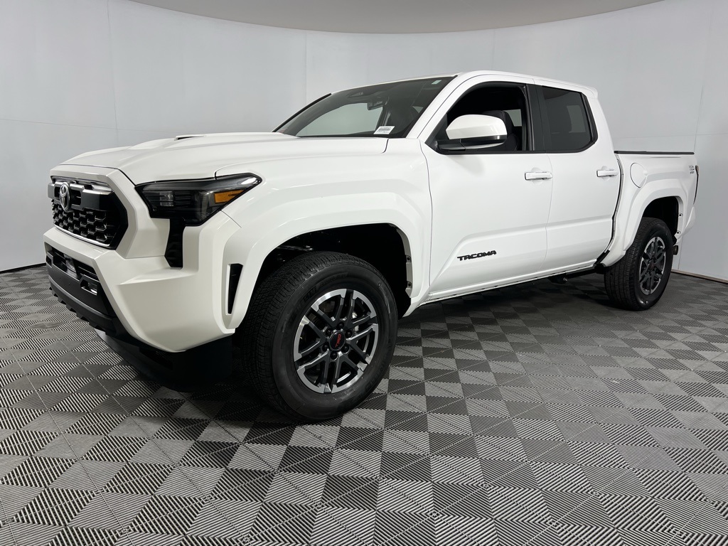 2024 Toyota Tacoma TRD Sport photo 2