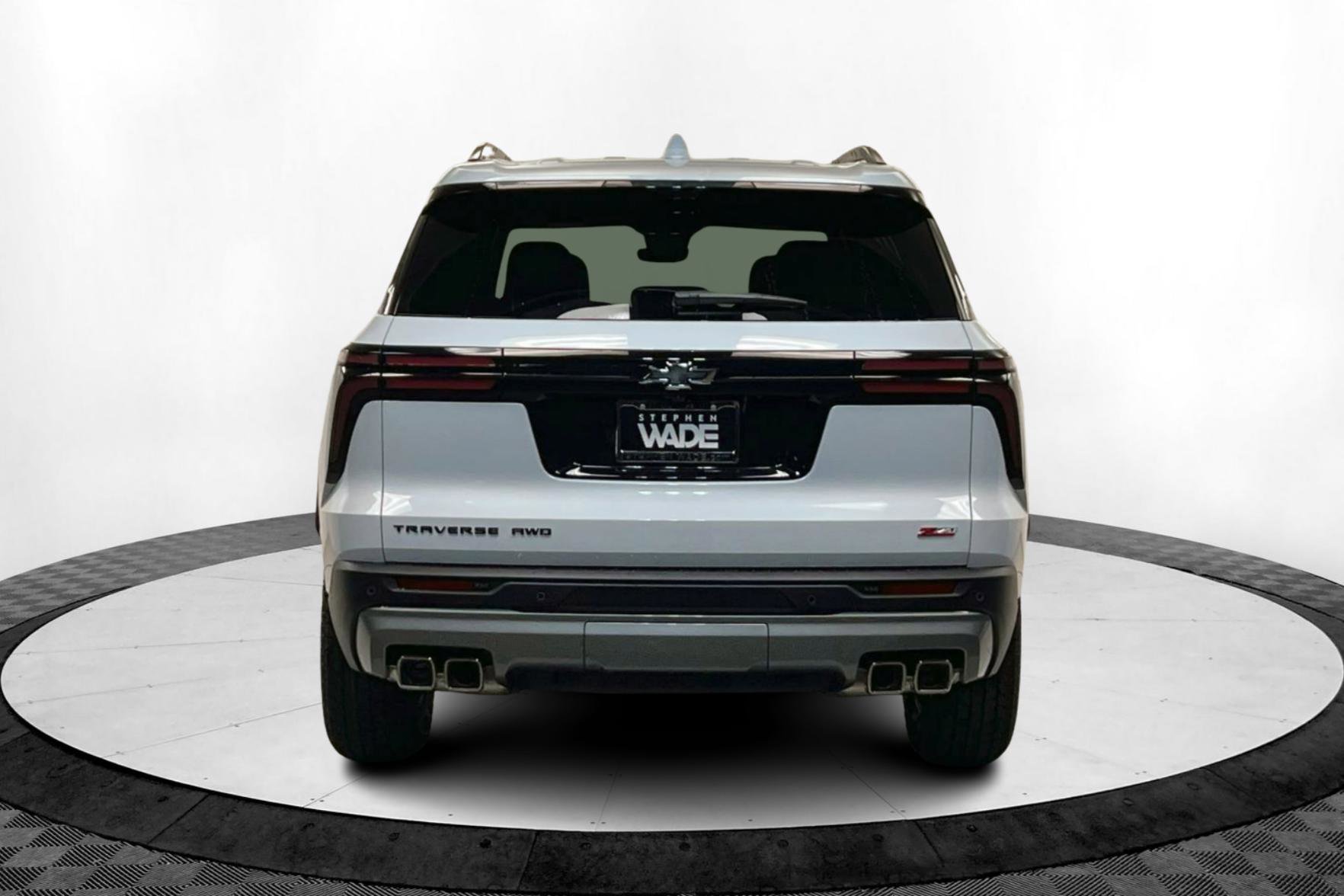 2026 Chevrolet Traverse Z71 photo 4