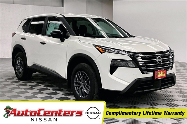 2025 Nissan Rogue S's photo