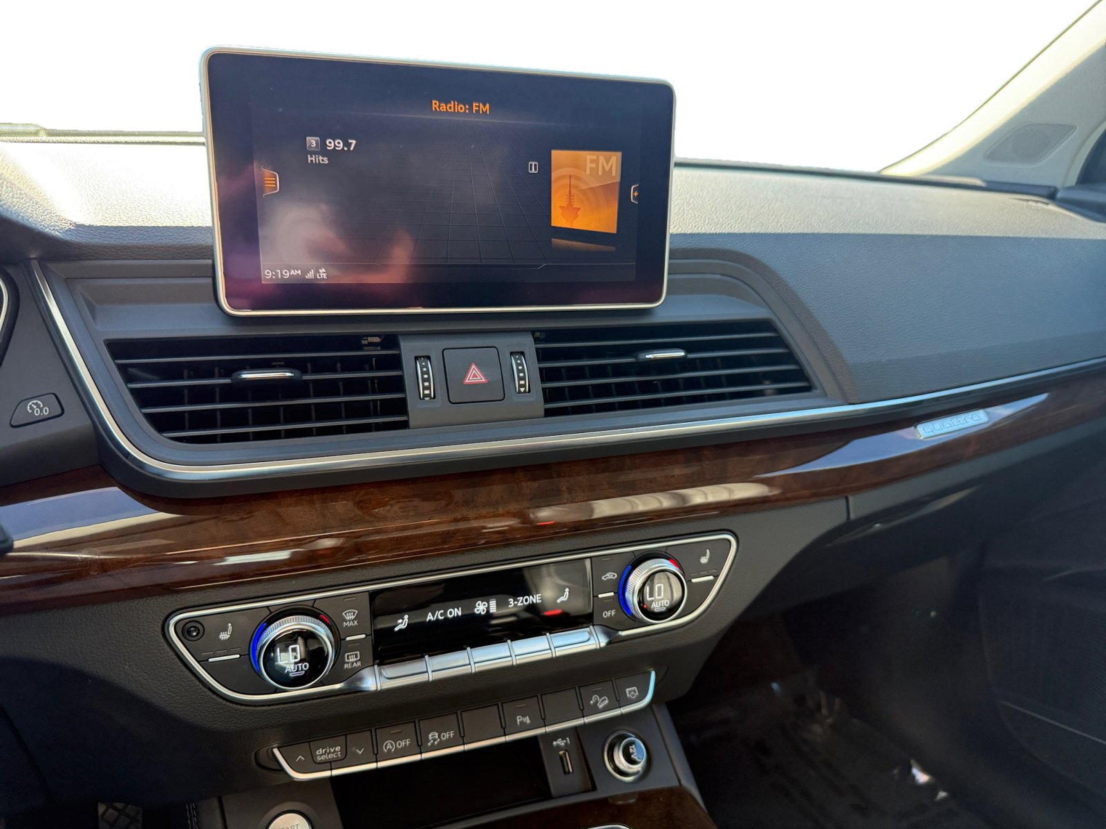 2019 Audi Q5 2.0T Premium Plus photo 11