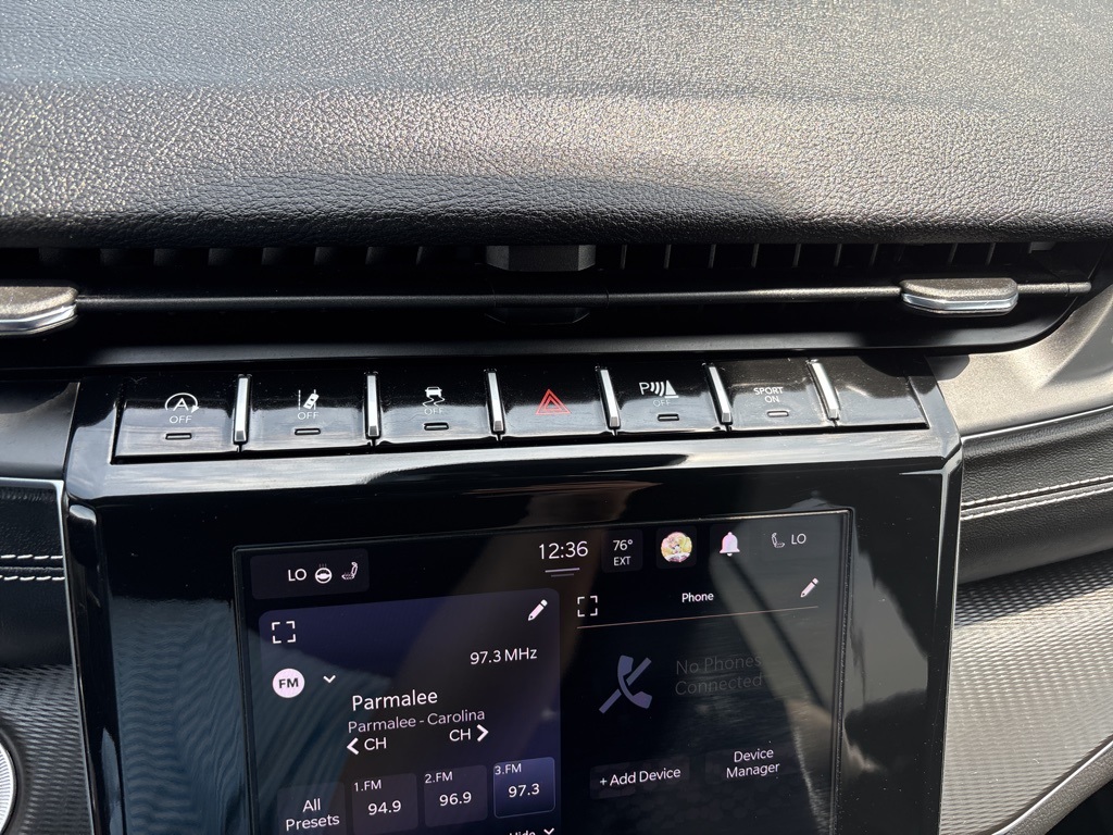 2024 Jeep Grand Cherokee Altitude photo 16