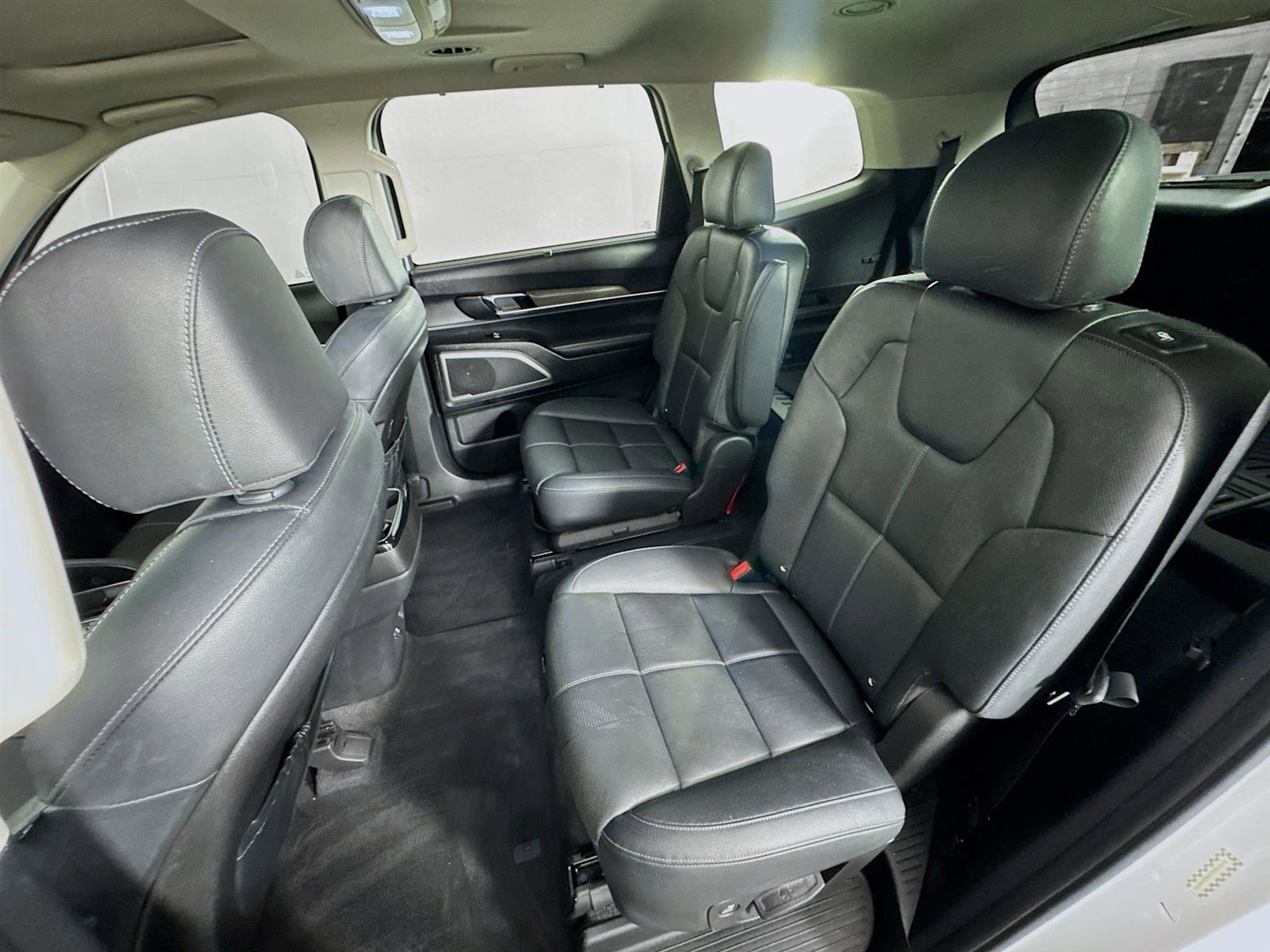 2022 Kia Telluride EX photo 23