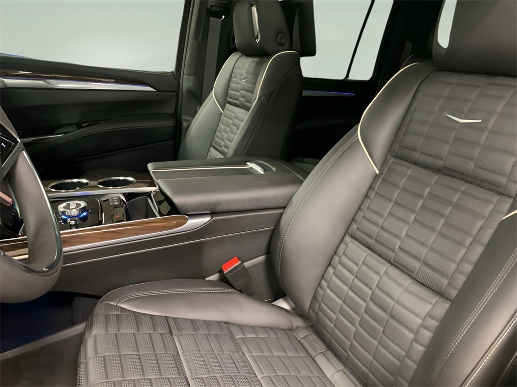 2025 Cadillac Escalade ESV Sport Platinum photo 27
