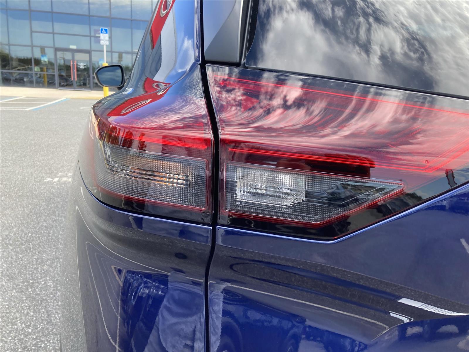 2026 Nissan Rogue SV photo 11